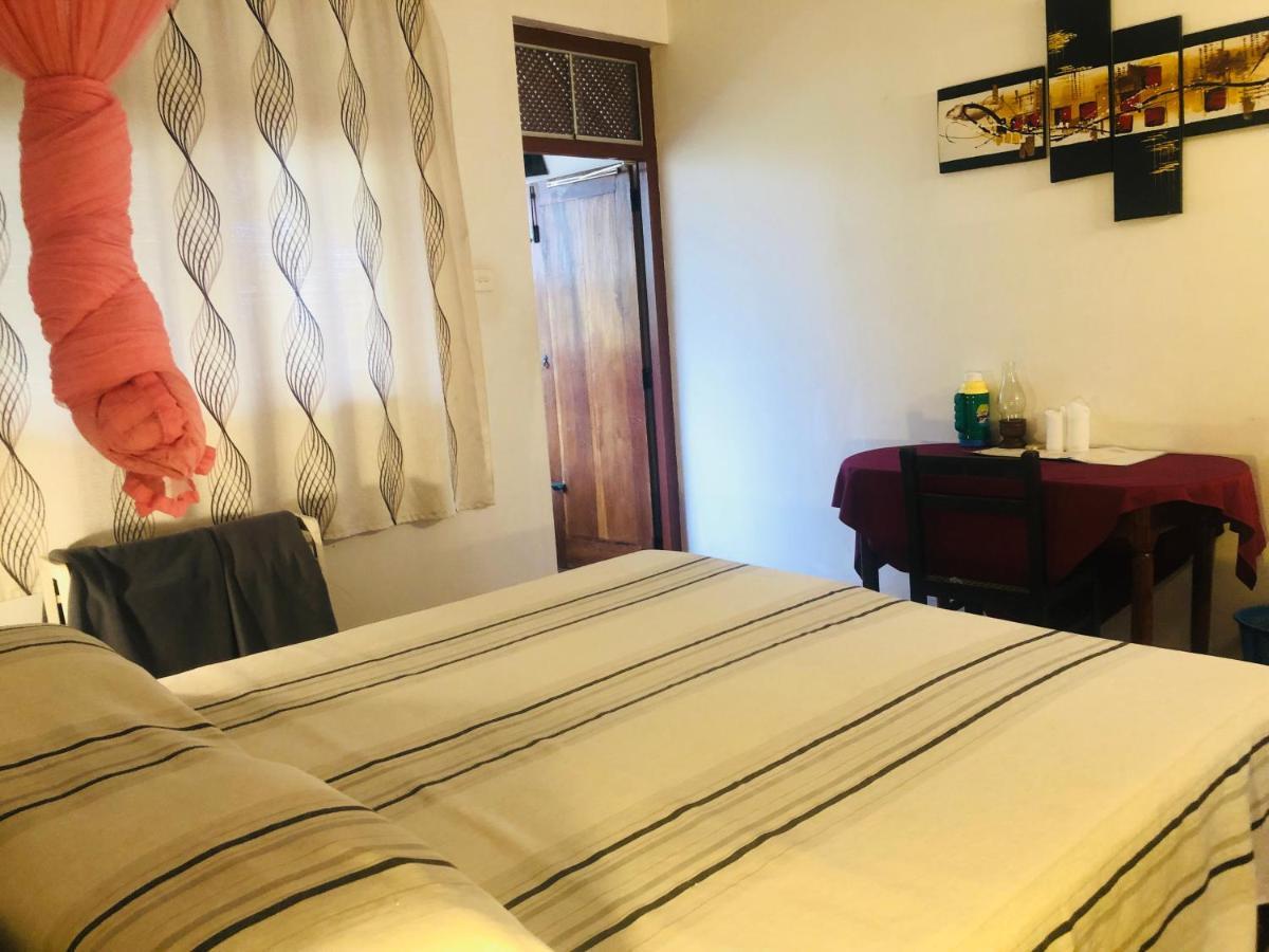 Hotel Hemadan ベントータ エクステリア 写真