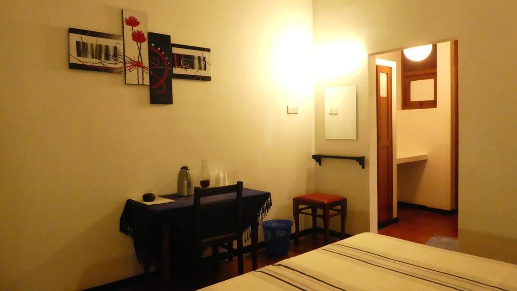 Hotel Hemadan ベントータ エクステリア 写真